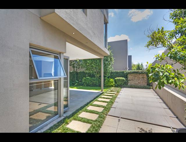 4 BEDROOM CLUSTER FOR SALE IN MORNINGSIDE